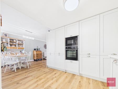 4 bedroom Semi-detached house for sale in Pen Y Fro, Dunvant, Swansea, SA2