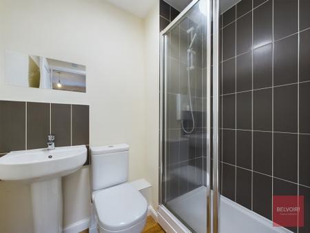 3 bedroom Town house for sale in Phoebe Road, Pentrechwyth, Swansea, SA1