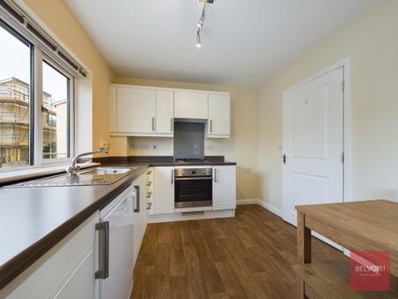 3 bedroom Town house for sale in Phoebe Road, Pentrechwyth, Swansea, SA1