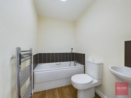 3 bedroom Town house for sale in Phoebe Road, Pentrechwyth, Swansea, SA1