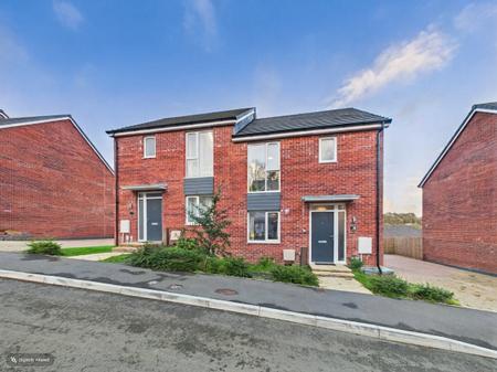 4 bedroom Town house to let in Ffordd Picton Turberville, Sketty, Swansea, SA2