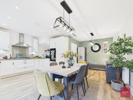4 bedroom Town house to let in Ffordd Picton Turberville, Sketty, Swansea, SA2