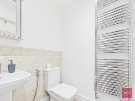 4 bedroom Town house to let in Ffordd Picton Turberville, Sketty, Swansea, SA2