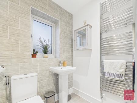 4 bedroom Town house to let in Ffordd Picton Turberville, Sketty, Swansea, SA2