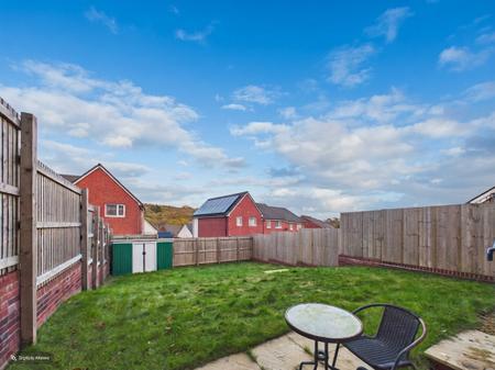 4 bedroom Town house to let in Ffordd Picton Turberville, Sketty, Swansea, SA2