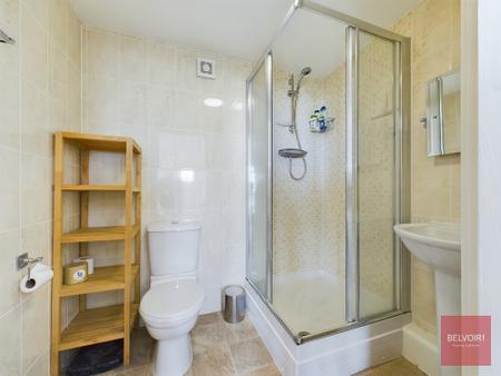 3 bedroom Duplex to let in St Margarets Court, Maritime Quarter, Manselton, Swansea, SA1