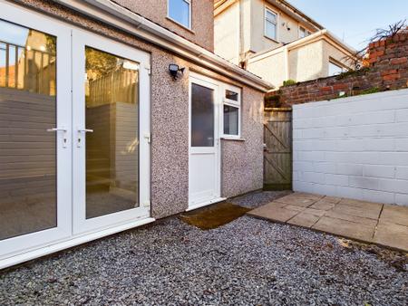 3 bedroom Semi-detached house to let in Lon Coed Bran, Cockett, Swansea, SA2