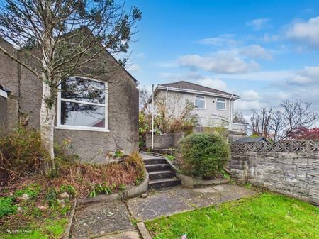 3 bedroom Semi-detached house to let in Lon Coed Bran, Cockett, Swansea, SA2