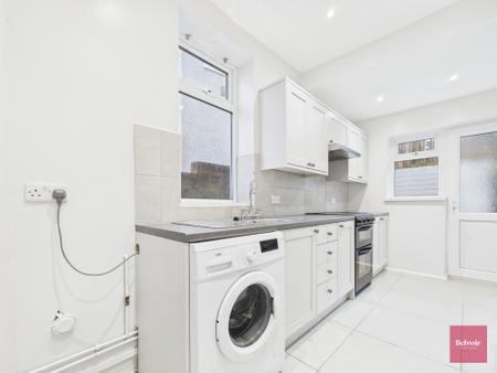 3 bedroom Semi-detached house to let in Lon Coed Bran, Cockett, Swansea, SA2