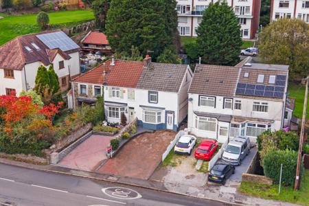 3 bedroom End of terrace house for sale in Gower Road, Sketty, Swansea, SA2
