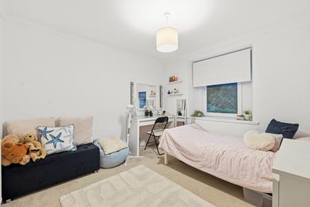 3 bedroom End of terrace house for sale in Gower Road, Sketty, Swansea, SA2