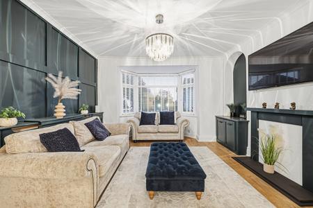 3 bedroom End of terrace house for sale in Gower Road, Sketty, Swansea, SA2