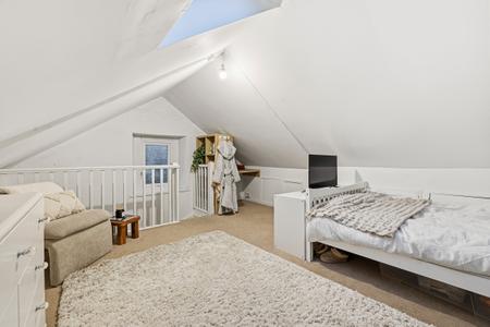3 bedroom End of terrace house for sale in Gower Road, Sketty, Swansea, SA2