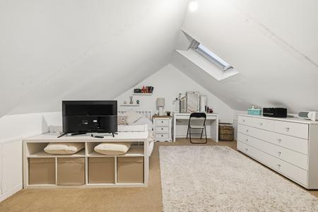 3 bedroom End of terrace house for sale in Gower Road, Sketty, Swansea, SA2