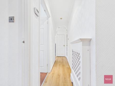 3 bedroom Flat for sale in Heather Crescent, Sketty, Swansea, SA2