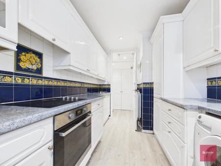 3 bedroom Flat for sale in Heather Crescent, Sketty, Swansea, SA2