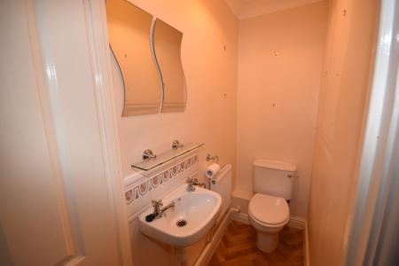 3 bedroom Detached house to let in Bristow Road, Cranwell, NG34