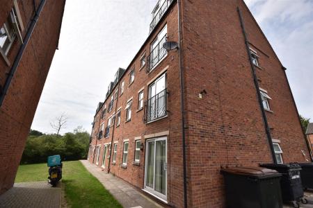 2 bedroom Apartment for sale in Willow Tree Close, Lincoln
