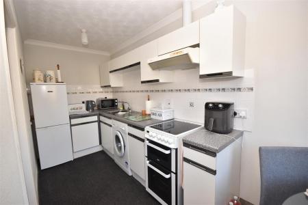 2 bedroom Bungalow for sale in Copeland Court, Sleaford