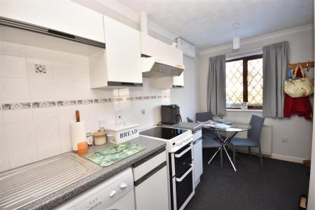 2 bedroom Bungalow for sale in Copeland Court, Sleaford