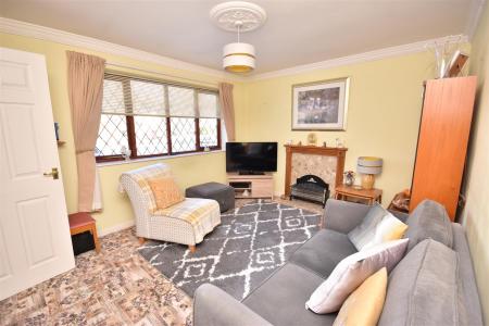 2 bedroom Bungalow for sale in Copeland Court, Sleaford