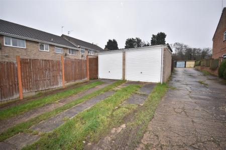 3 bedroom Terraced House for sale in Clare Close, Lincoln