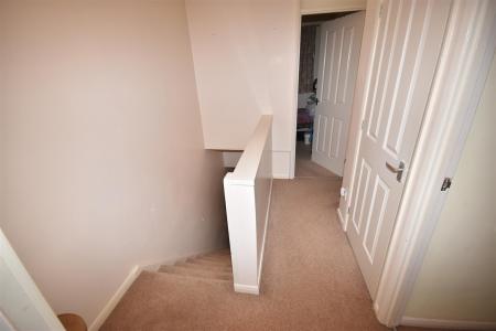 3 bedroom Terraced House for sale in Clare Close, Lincoln