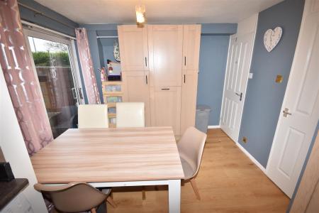 3 bedroom Terraced House for sale in Clare Close, Lincoln