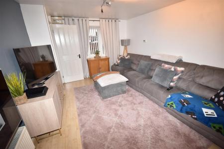 3 bedroom Terraced House for sale in Clare Close, Lincoln