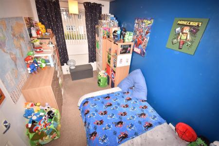 3 bedroom Terraced House for sale in Clare Close, Lincoln