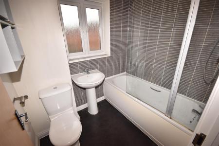 3 bedroom End of terrace house for sale in Angelica Road, Lincoln