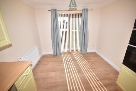 2 bedroom Detached bungalow for sale in Lincoln Road, Metheringham, Lincoln