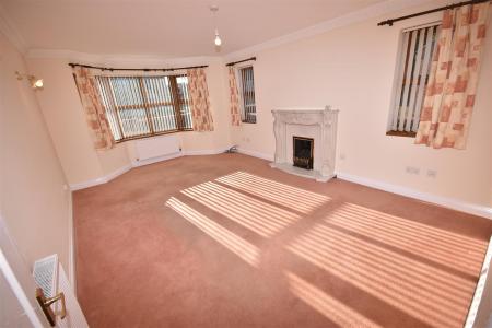 2 bedroom Detached bungalow for sale in Lincoln Road, Metheringham, Lincoln