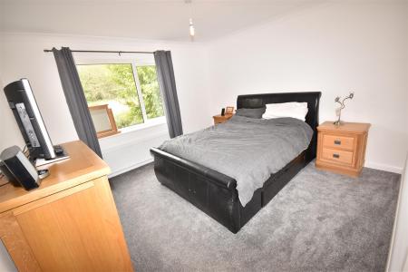 2 bedroom Detached bungalow for sale in High Street, Tattershal, Lincoln