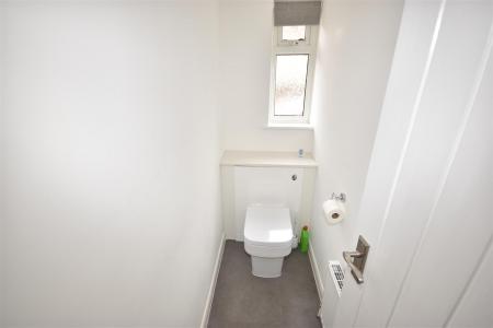 2 bedroom Detached bungalow for sale in High Street, Tattershal, Lincoln