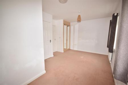4 bedroom Terraced House for sale in Kinross Road, Sleaford