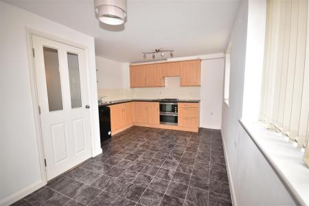 4 bedroom Terraced House for sale in Kinross Road, Sleaford