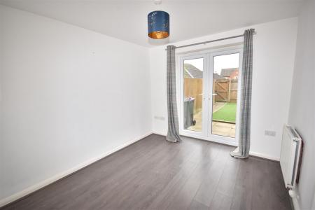 4 bedroom Terraced House for sale in Kinross Road, Sleaford