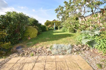 2 bedroom Semi-detached house for sale in Pinfold Lane, Ruskington