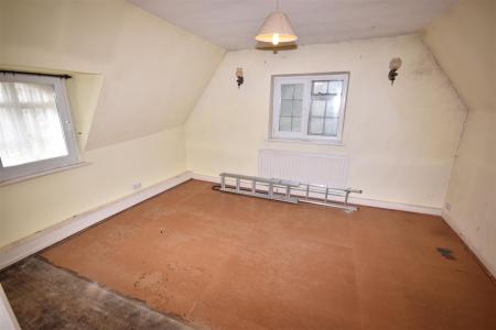 3 bedroom Detached house for sale in Manor Street, Ruskington, Sleaford