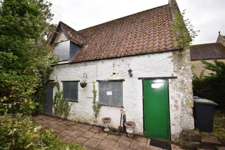 3 bedroom Detached house for sale in Manor Street, Ruskington, Sleaford