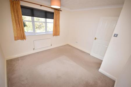 4 bedroom Detached house for sale in Ison Close, Cranwell Village, Sleaford