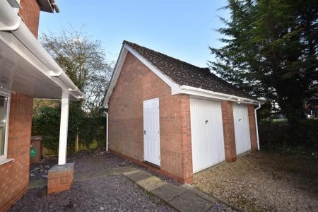 4 bedroom Detached house for sale in Ison Close, Cranwell Village, Sleaford