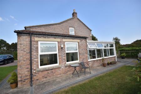 5 bedroom Detached house for sale in Holland Fen