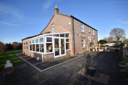 5 bedroom Detached house for sale in Holland Fen