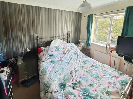 3 bedroom Semi-detached house to let in Bridle Close, Sleaford, NG34