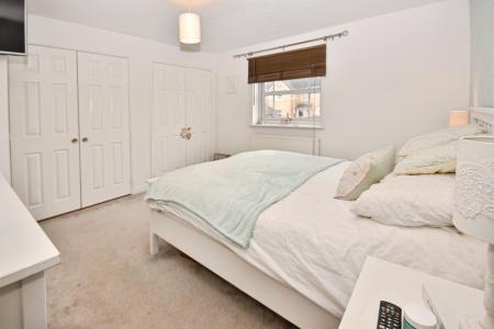 4 bedroom Detached house for sale in Sheldrake Road, Sleaford