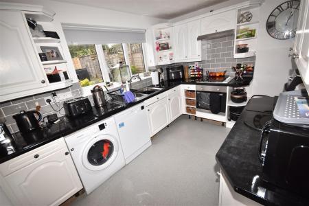 4 bedroom Detached house for sale in Athelstan Close, Quarrington, Sleaford