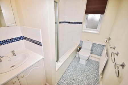 2 bedroom Semi-detached house to let in Meadowbrook, Ruskington, NG34