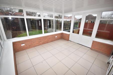 2 bedroom Semi-detached house to let in Meadowbrook, Ruskington, NG34